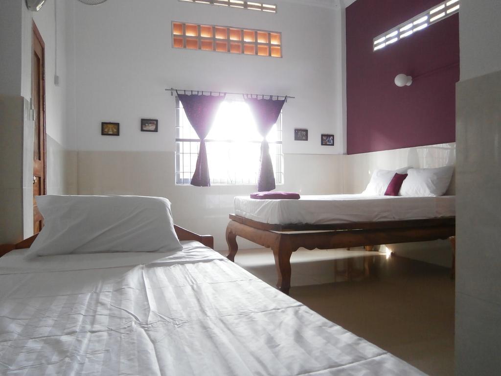 Bandini'S Hotell Kampot Rom bilde