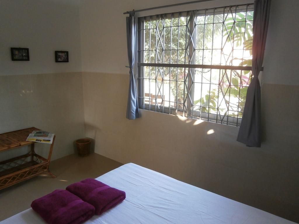 Bandini'S Hotell Kampot Rom bilde
